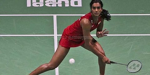 உலக சூப்பர் சீரிஸ் பேட்மிண்டன்: அரையிறுதிக்கு முன்னேறினார் சிந்து