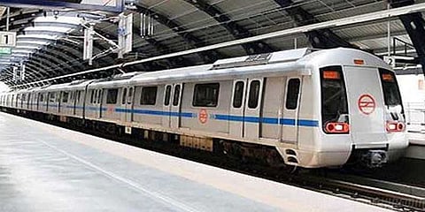 டெல்லி மெட்ரோ ரயில் நிறுவனத்தில் பணிபுரிய வாய்ப்பு