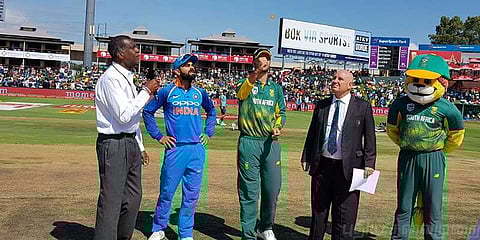 2வது போட்டி: இந்தியா பந்துவீச்சு, அணியில் மாற்றவில்லை!