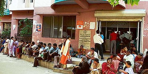 தமிழகத்தில் அரசுப்பணிக்காக காத்திருக்கும் 80 லட்சம் பேர்