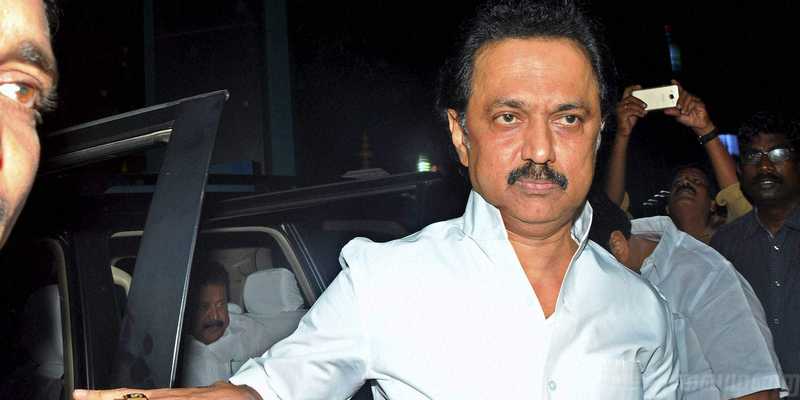 ஆட்சியை கவிழ்க்க ஒரு நிமிடம் போதும்: ஸ்டாலின்