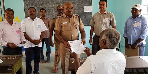 67 வயதில் 10ஆம் வகுப்பு தேர்வெழுதிய கைதி!