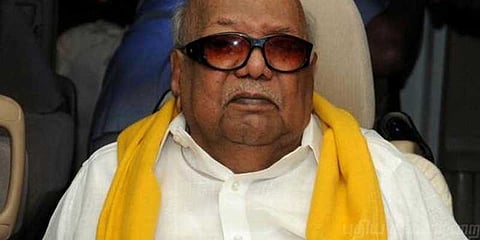 அண்ணா அறிவாலயத்தில் கருணாநிதி