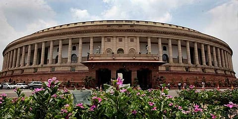 காவிரி விவகாரம்: டெல்லியில் தமிழக விவசாயிகள் தொடர் போராட்டம்