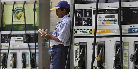 பெட்ரோல் விலை லிட்டருக்கு ரூ.4 உயர்வு?