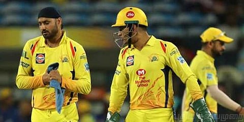 ‘ஹர்பஜன் பந்து வீசவில்லை என்றாலும்..!’ - மனம் திறந்த தோனி!