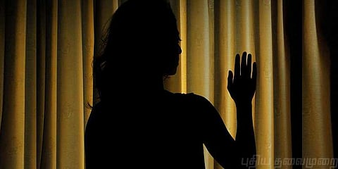 டைவர்ஸ் கேட்ட மனைவிக்கு இப்படியும் அதிர்ச்சி கொடுத்த கணவன்!