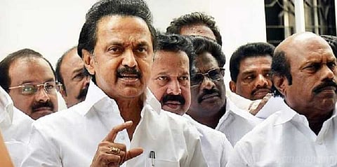 கேரள வெள்ள பாதிப்பு : திமுக எம்எல்ஏ, எம்பிக்கள் நிதியுதவி