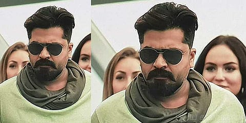 கசிந்தது சுந்தர். சி இயக்கும் சிம்புவின் புதிய தோற்றம்  