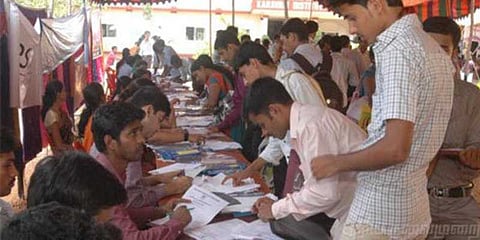 சென்னையில் நாளை வேலைவாய்ப்பு முகாம் - 8வது முதல் டிகிரி வரை வாய்ப்பு
