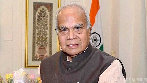 நாளை மறுநாள் ‘கஜா’புயல் குறித்து ஆளுநர் ஆய்வு 