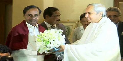 ஒடிஷா முதல்வரை சந்தித்தார் சந்திரசேகர ராவ்
