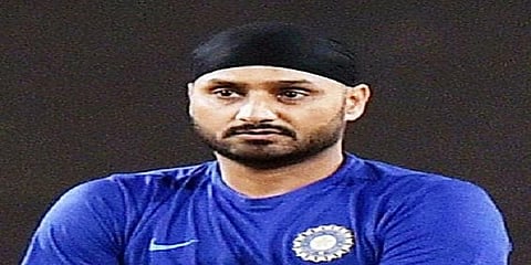 “தடை செய்தது சரிதான்” - பாண்டியா குறித்து ஹர்பஜன்சிங்