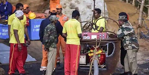 மேகாலயா சுரங்க விபத்து: ஏதாவது அதிசயம் நடக்காதா?