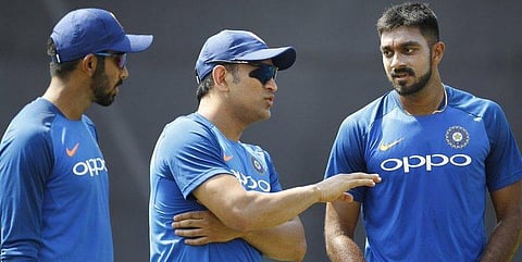 ஆஸி.யுடன் முதல் டி20: சாதனை படைப்பாரா ரோகித் சர்மா?