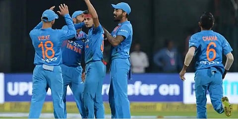 இந்திய அணியின் தோல்விக்கு அணியின் மோசமான தேர்வே காரணம் - முன்னாள் கிரிக்கெட் வீரர்கள்