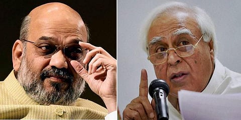 “250 பேர் இறந்தார்கள் என அமித்ஷாவுக்கு எப்படி தெரியும்?” - கபில் சிபல் கேள்வி