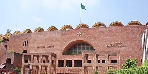 பிசிசிஐ-க்கு ரூ. 11 கோடி இழப்பீடு வழங்கிய பாக்.கிரிக்கெட் வாரியம்!