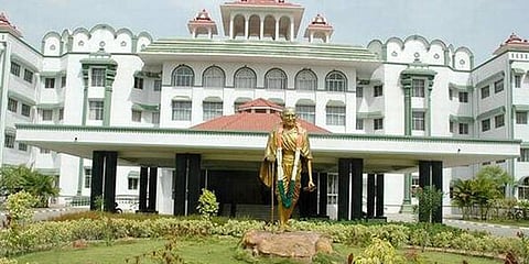 சிறுமி பாலியல் வன்கொடுமை செய்து கொல்லப்பட்ட வழக்கு: மூவரின் தூக்கு தண்டனை ரத்து