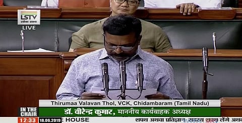 ’வெல்க ஜனநாயகம்’ என்று கூறி பதவியேற்ற திருமாவளவன்