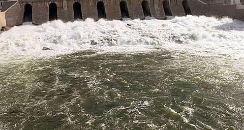 மேட்டூர் அணையை வந்தடைந்தது காவிரி நீர்..!