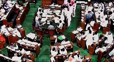 முத்தலாக் தடுப்பு மசோதா மக்களவையில் நிறைவேறியது