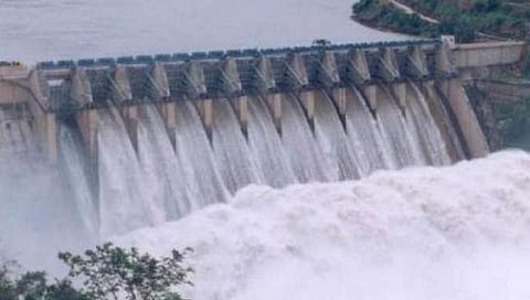 தமிழக கோரிக்கையை ஏற்று ஆந்திர அரசு நீர் திறப்பு