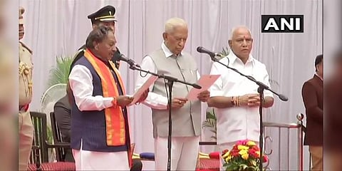 கர்நாடக அமைச்சரவை 25 நாட்களுக்குப் பிறகு விரிவாக்கம்