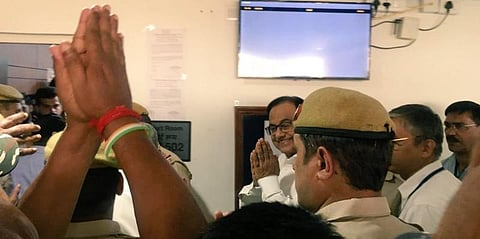 ப.சிதம்பரத்தை அமலாக்கத்துறை கைது செய்ய தடை நீட்டிப்பு