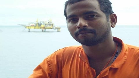 வங்கி கணக்கை ஹேக் செய்து லட்சக்கணக்கில் பணம் திருட்டு - சீனாவில் இருந்து கைவரிசை?