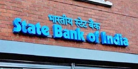 ஒரே பெயர் கொண்ட இருவருக்கு ஒரே வங்கிக் கணக்கு.. குழப்பம் செய்த எஸ்.பி.ஐ