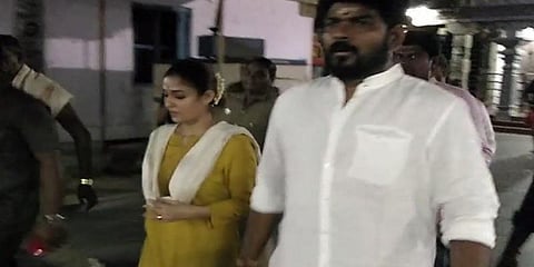 பகவதி அம்மன் கோயிலுக்கு வந்த நயன்தாரா: குவிந்த ரசிகர்கள்!