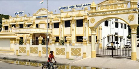 “வாக்கு எண்ணிக்கையை திமுக தாமதப்படுத்துகிறது” - ஆணையத்தில் அதிமுக புகார்