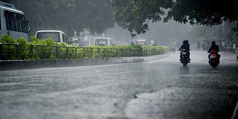 தமிழகம் மற்றும் புதுச்சேரியில் மழைக்கு வாய்ப்பு