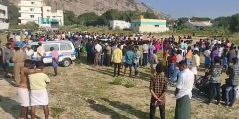 மதுபோதையில் இளைஞர் கொலை? - போலீஸ் வலைவீச்சு