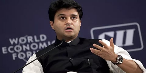 மோடியை சந்தித்த நிலையில் காங்கிரஸிலிருந்து விலகினார் ஜோதிராதித்ய சிந்தியா