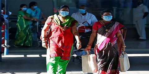 தனியார் மருத்துவமனை செக்யூரிட்டி மூலம்  25 வயது தங்கைக்கு கொரோனா பாதிப்பு