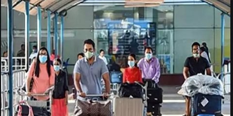 வெளிநாடுகளில் சிக்கியுள்ள தமிழர்கள் தாயகம் திரும்ப இணையதளப் பதிவு : தமிழக அரசு