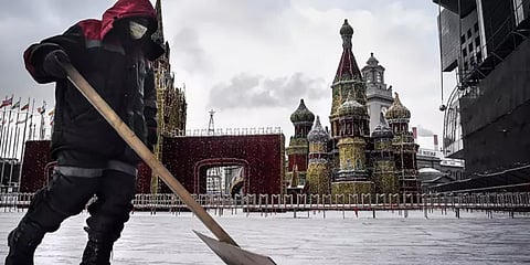 ரஷ்யாவில் வேகமாக பரவும் கொரோனா - அச்சத்தால் வீடுகளில் முடங்கிய பொதுமக்கள்