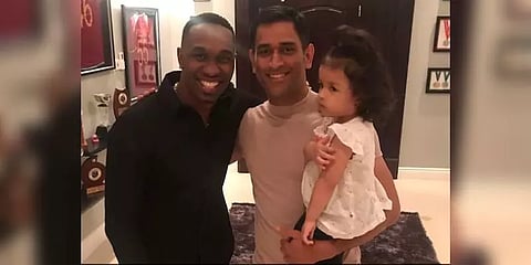  “தோனியின் சாதனைகளைப் பேசும் புதிய பாடலை எழுதுகிறேன்” - பிராவோ சர்ப்ரைஸ் 