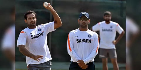 “தோனி பேட்டை வீசி எறிந்துவிட்டு போனார்..” - இர்பான் பதானின் அனுபவங்கள்..!