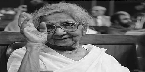 இந்திய விடுதலை போராட்ட வீராங்கனை அருணா ஆசஃப் அலி பிறந்த நாள் இன்று