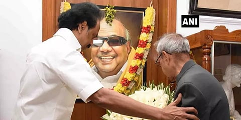 சிகிச்சையில் பிரணாப் முகர்ஜி;  மகளிடம் உடல்நலம் குறித்து கேட்டறிந்த மு.க.ஸ்டாலின்!