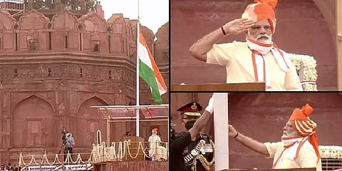 டெல்லி செங்கோட்டையில் தேசியக் கொடி ஏற்றினார் பிரதமர் மோடி !