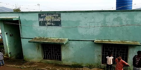 சுகாதார நிலையம் இருக்கு.. ஆனால் சென்றுவர பாதையில்லை... கொடைக்கானலில் அவலம்!