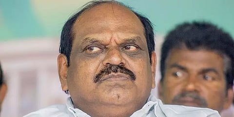 அதிமுகவில் எந்தக் குழப்பமும் இல்லை;ஆட்சி கலையாது - வைத்திலிங்கம்