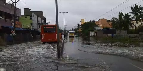 ஆவடியில் 1000க்கும் மேற்பட்ட வீடுகளை சூழ்ந்த மழைநீர் - பொதுமக்கள் அவதி