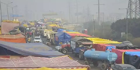 விவசாயிகள் போராட்டம்: பேச்சுவார்த்தை குறித்து விவசாயிகள் சங்க நிர்வாகிகள் இன்று முடிவு