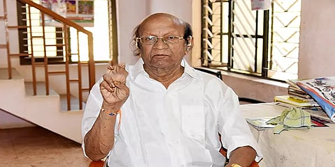 "மக்களின் அன்பு... வாய்விட்டு அழுத எம்.ஜி.ஆர்!"- நினைவுகள் பகிரும் கே.மாயத்தேவர் நேர்காணல்