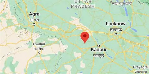 உ.பி: ஸ்வர்ட்டர் அணியாமல் கடும்குளிரில் மாணவர்கள் யோகா?: செய்திவெளியிட்டவர் மீது எஃப்.ஐஆர்